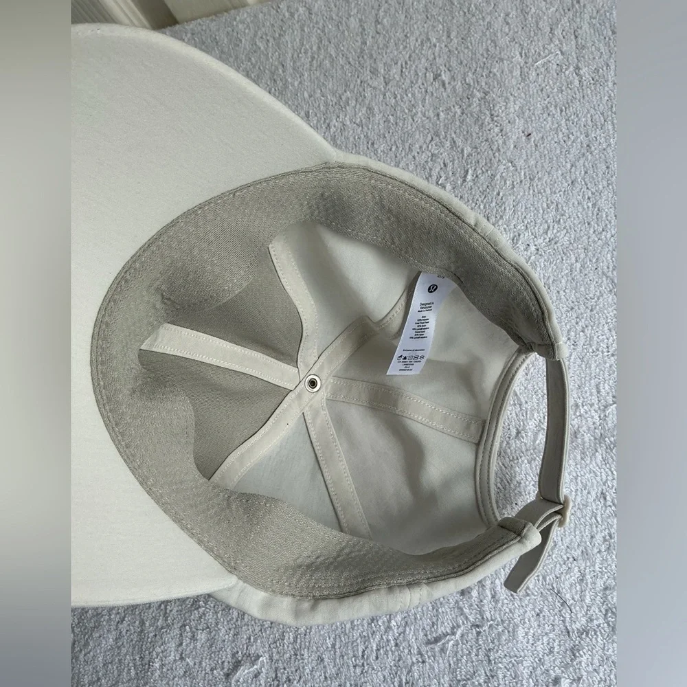 lululemon athletica Cream Cap